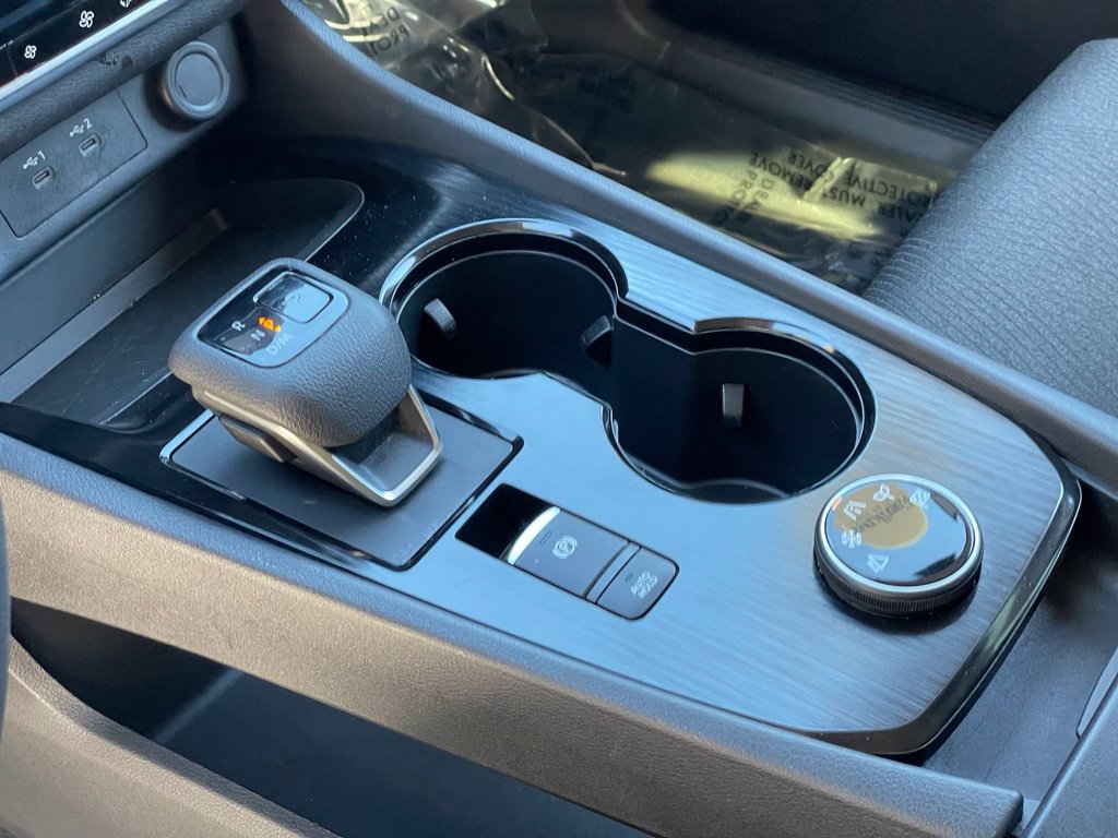 Certified 2024 Nissan Rogue SV AWD/4WD image 19