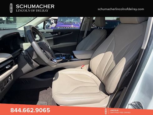 Certified 2023 Lincoln Nautilus FWD w/ Premium Package image 11