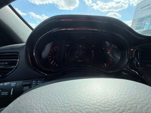 Used 2025 Dodge Durango GT RWD image 10