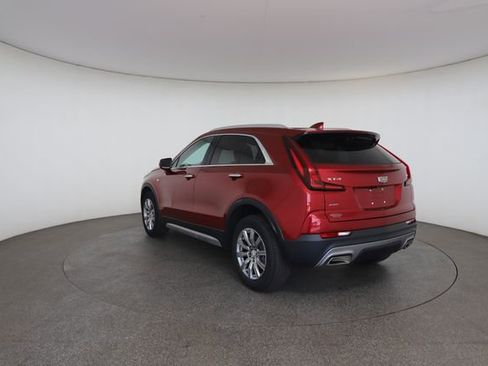 Used 2021 Cadillac XT4 Premium Luxury w/ Cold Weather Package AWD/4WD image 12