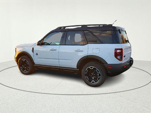 New 2025 Ford Bronco Sport Outer Banks image 4
