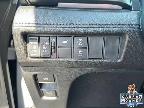 Used 2024 Honda Odyssey Sport image 32