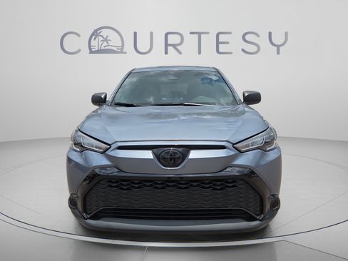 Used 2024 Toyota Corolla Cross AWD Hybrid image 8