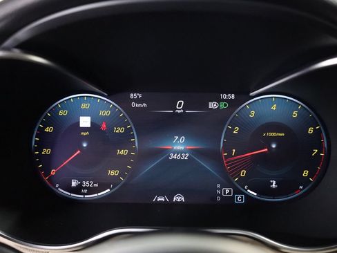 Used 2022 Mercedes-Benz GLC 300 4MATIC image 15