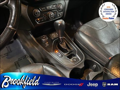 Used 2019 Jeep Cherokee High Altitude AWD/4WD image 26