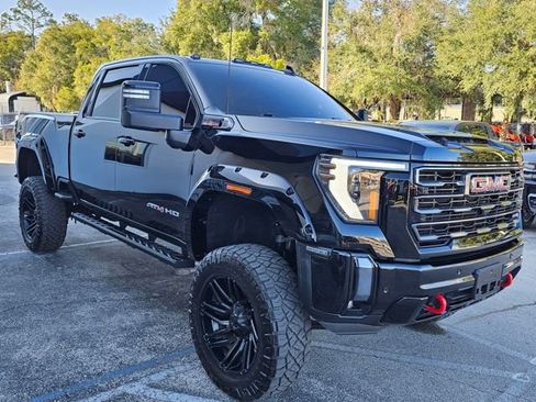 Used 2024 GMC Sierra 2500 AT4 w/ Technology Package image 8