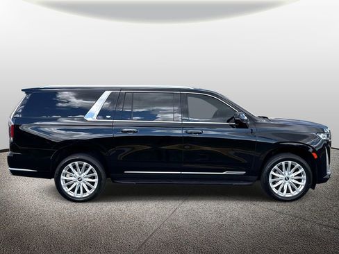 Used 2023 Cadillac Escalade ESV Luxury RWD image 4