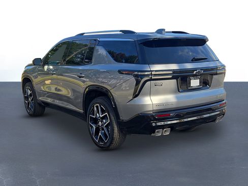 New 2026 Chevrolet Traverse High Country w/ LPO, Floor Liner Package image 7