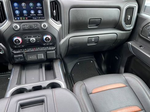 Used 2021 GMC Sierra 2500 AT4 w/ AT4 Premium Plus Package AWD/4WD image 36