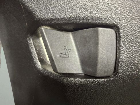 Used 2019 BMW X4 xDrive30i w/ Convenience Package image 25