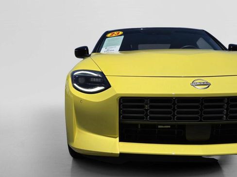 Used 2023 Nissan Z w/ Floor Mat Package (L93) RWD image 10
