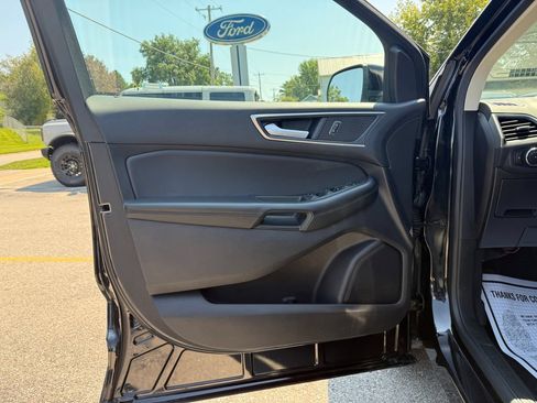 Used 2022 Ford Edge SEL w/ Convenience Package AWD/4WD image 16