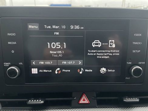 Used 2025 Kia Sportage LX image 16