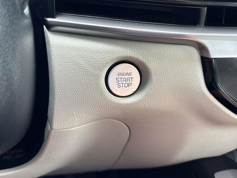 Used 2025 Kia Sorento S w/ Panoramic Sunroof Package AWD/4WD image 29