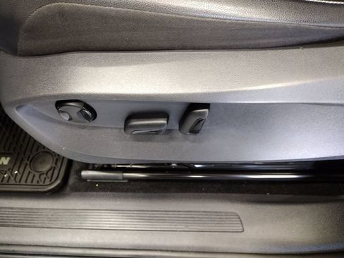 Certified 2023 Volkswagen Tiguan SE AWD/4WD image 23