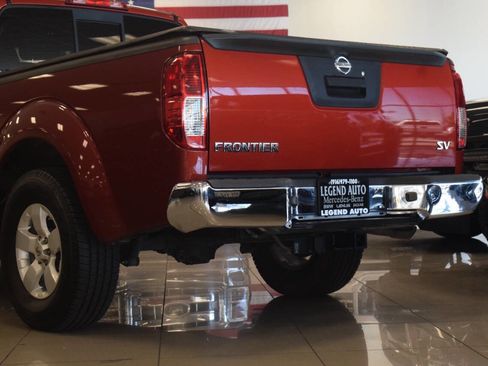 Used 2013 Nissan Frontier SV RWD image 23