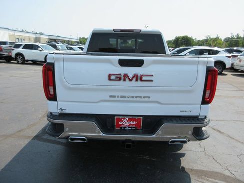 Used 2021 GMC Sierra 1500 SLT w/ SLT Premium Plus Package AWD/4WD image 6
