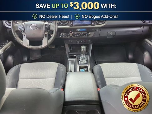 Used 2021 Toyota Tacoma TRD Off-Road image 17