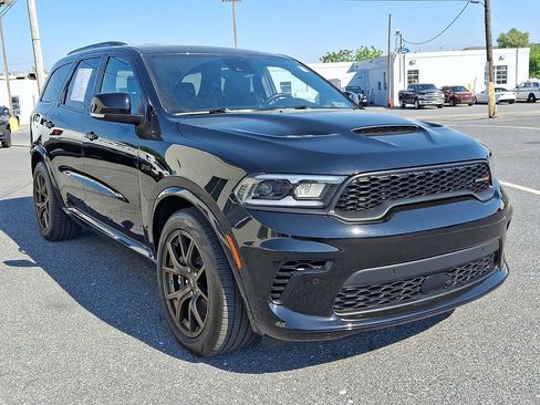 Used 2025 Dodge Durango R/T AWD/4WD image 3
