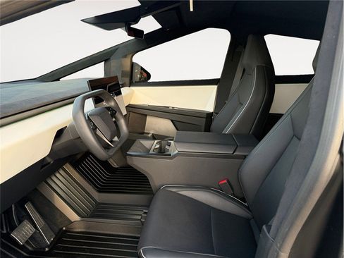 Used 2024 Tesla Cybertruck Cyberbeast image 9