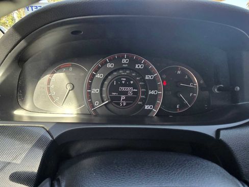 Used 2015 Honda Accord Sport image 25