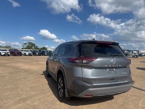 Certified 2021 Nissan Rogue SV image 20