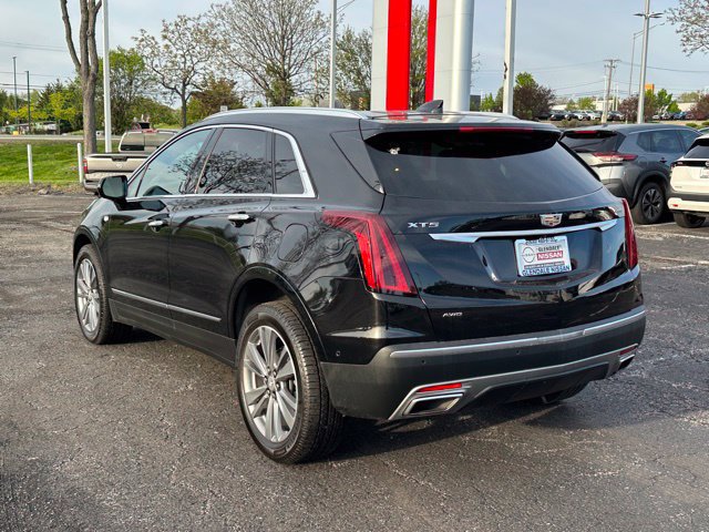 Used 2022 Cadillac XT5 Premium Luxury w/ Technology Package AWD/4WD image 6