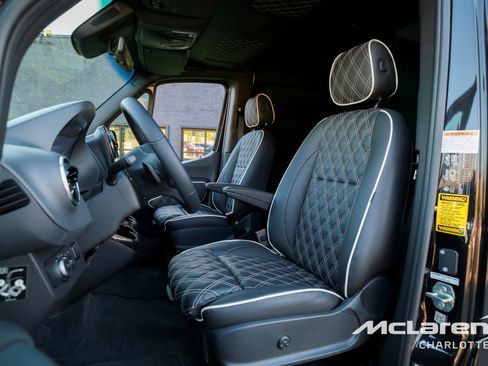 New 2024 Mercedes-Benz Sprinter 3500 image 10