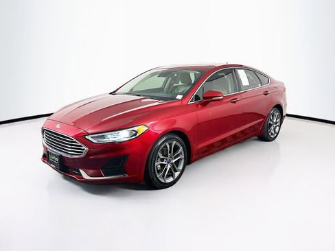 Used 2019 Ford Fusion SEL FWD image 3