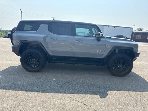 Used 2025 GMC Hummer EV 2X AWD/4WD image 6