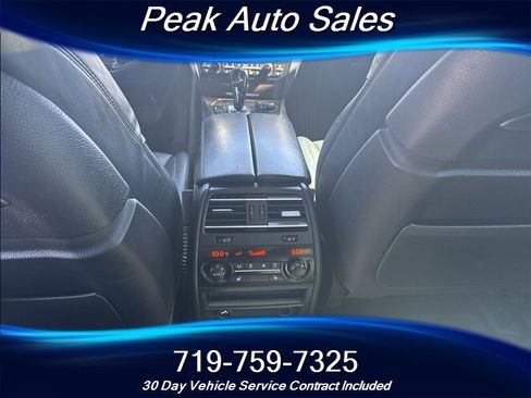 Used 2015 BMW 750i xDrive image 26