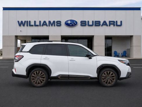 Used 2025 Subaru Forester Sport w/ Popular Package #1 AWD/4WD image 9