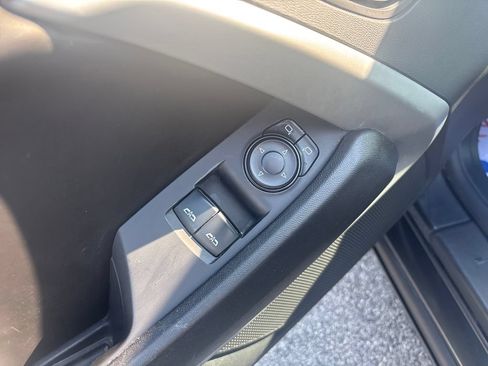 Used 2016 Chevrolet Camaro LT RWD image 16