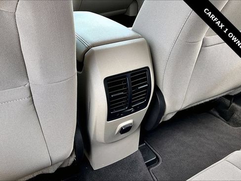 Used 2019 Ford Escape SE FWD image 11
