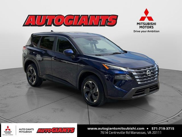 Used 2024 Nissan Rogue SV AWD/4WD image 1
