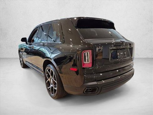 Used 2024 Rolls-Royce Cullinan Black Badge AWD/4WD image 8