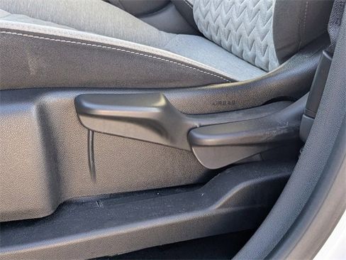 Used 2023 Chevrolet Equinox LS image 20