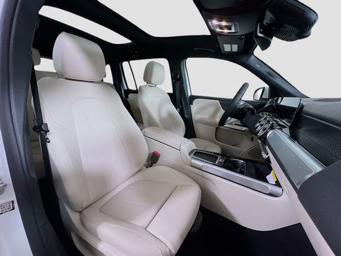 Certified 2025 Mercedes-Benz GLB 250 GLB 250 image 27