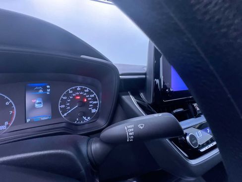 Used 2024 Toyota Corolla LE image 19