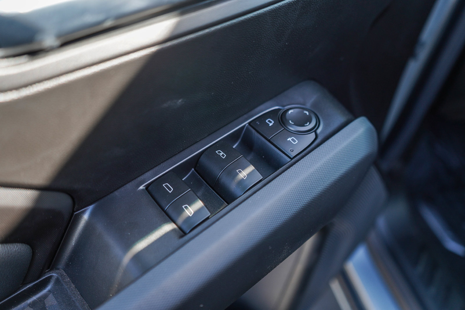 New 2026 Chevrolet Colorado LT w/ LT Convenience Package RWD image 22