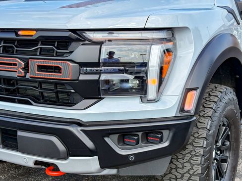 Used 2025 Ford F150 Raptor AWD/4WD image 6