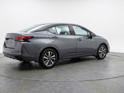 Used 2025 Nissan Versa SV FWD image 9