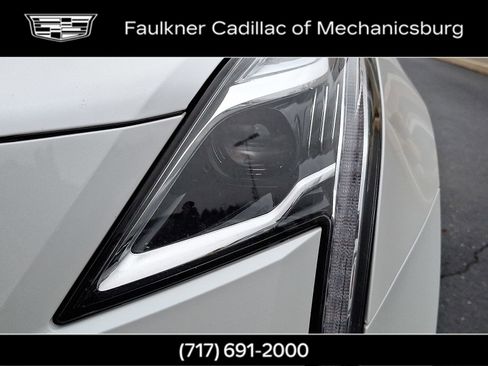 Certified 2025 Cadillac XT5 Premium Luxury image 9