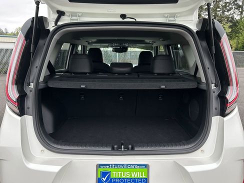 Used 2023 Kia Soul GT-Line w/ GT-Line Technology Package FWD image 22