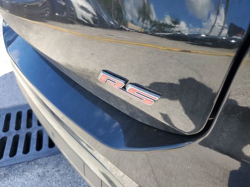 Used 2022 Chevrolet Equinox RS w/ RS Leather Package image 9