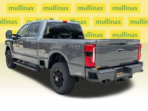 New 2026 Ford F250 Lariat w/ Black Appearance Package AWD/4WD image 13