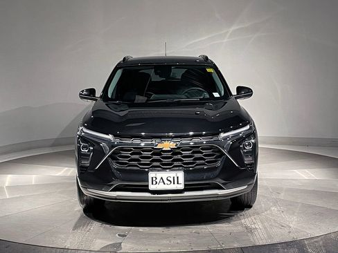 Used 2024 Chevrolet Trax LT image 9