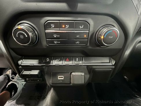 Used 2020 Chevrolet Silverado 1500 Custom Trail Boss w/ Custom Convenience Package image 25