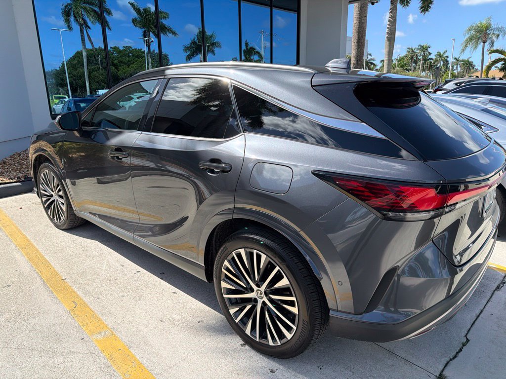 Used 2024 Lexus RX 350 Premium Plus w/ Convenience Package FWD image 4