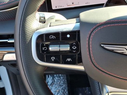 Used 2025 Genesis G80 2.5T Sport Prestige image 17